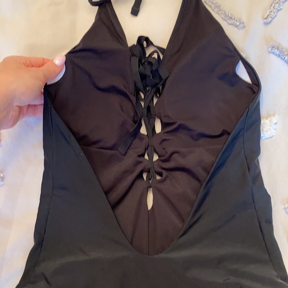 Bathing suit, one piece! - Picture 5 of 5